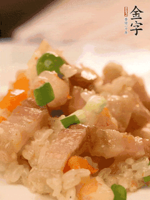 出鍋后撒點(diǎn)蔥花更香。